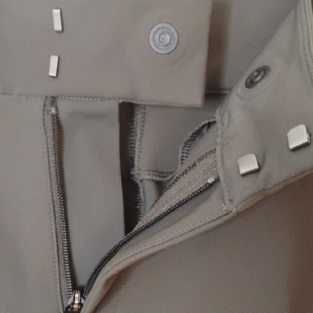 Athleta Women's Stellar Trouser Olive Gray Pants Size 10 - Picture 3 of 9